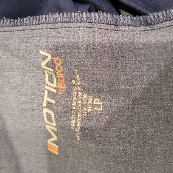 Motion Scrubs Set - Picture 7 of 7